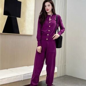 Chic Women's Purple Jogger Set